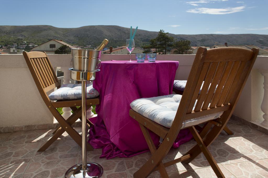 Sea Margarita Apartment Pag Town Dış mekan fotoğraf